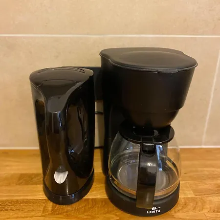 公寓 Apartment, Monteurwohnung Mit Ruhiger Terrasse In 沃尔姆斯