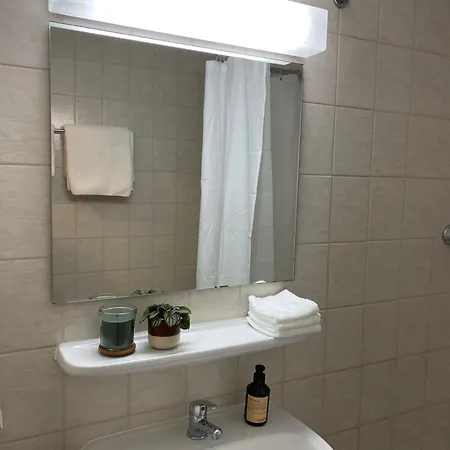 公寓 Apartment, Monteurwohnung Mit Ruhiger Terrasse In 沃尔姆斯