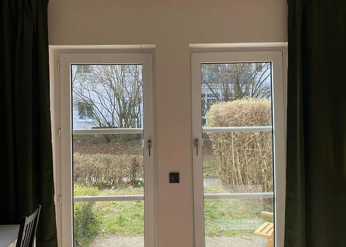 Apartamento Apartment, Monteurwohnung Mit Ruhiger Terrasse In